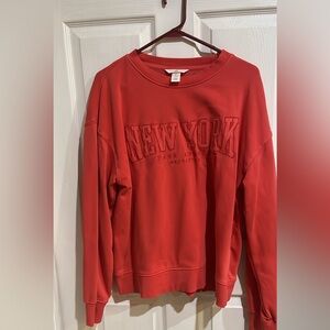 Coral Sweatshirt! Love with leggings or jeans!